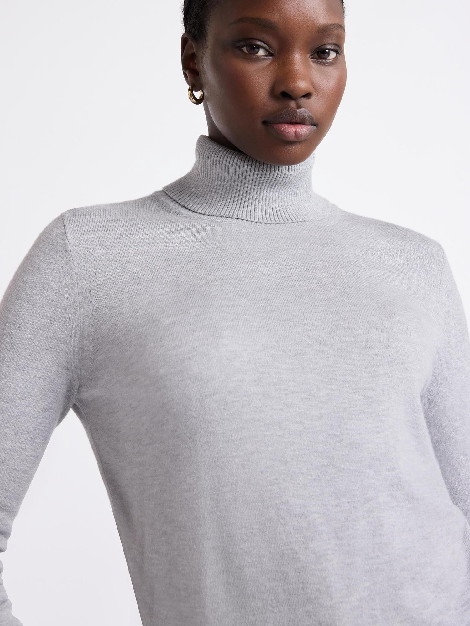 Free Assembly Women's Cozy Yarn Turtleneck Sweater with Long Sleeves, Sizes XS-XXL