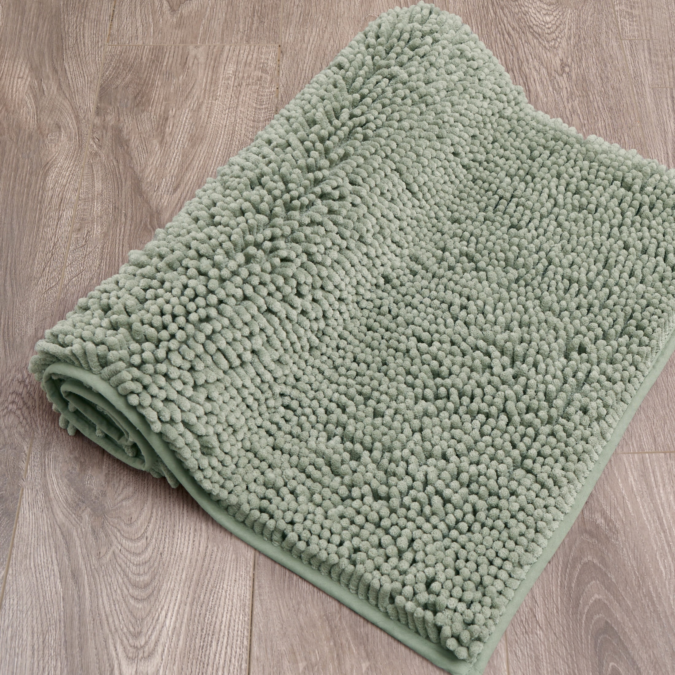 Resort Collection Chenille Plush Loop Bath Mats