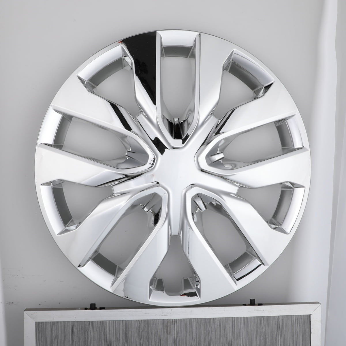 (4 Pack)17" Hubcaps Wheel Rims Cover for 2014-2020 Nissan Rogue Compatible with Steel Wheels Snap on Installation ABS+PC Material(17-inch,Chrome)