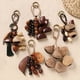 thumbnail image 2 of Campanas de Viento Al Aire Libre, Cuerda Natural Hecha a Mano de Campanas de Mano E Instrumentos de Acompañamiento, Melodías Calmantes de Conchas de Fruta para el Yoga Y la Relajación, 2 of 4