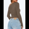 thumbnail image 4 of Blusa Informal de Larga con Cuello y Hombros Descubiertos para Mujer, Ajustada, para Salir, Estilo Y2K Camello S, 4 of 7