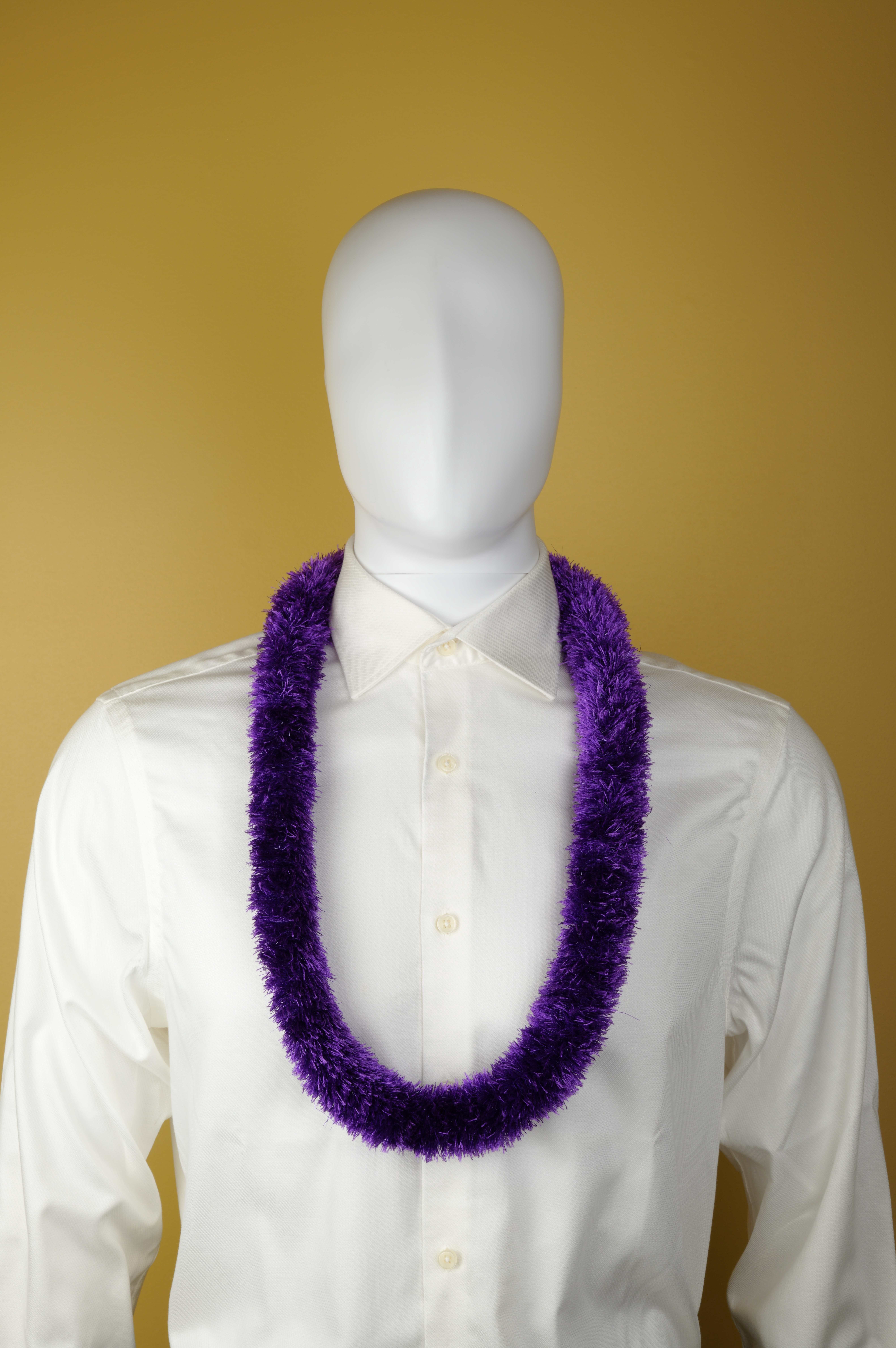 Funcraft Purple Solid Yarn Lei, 1 Each