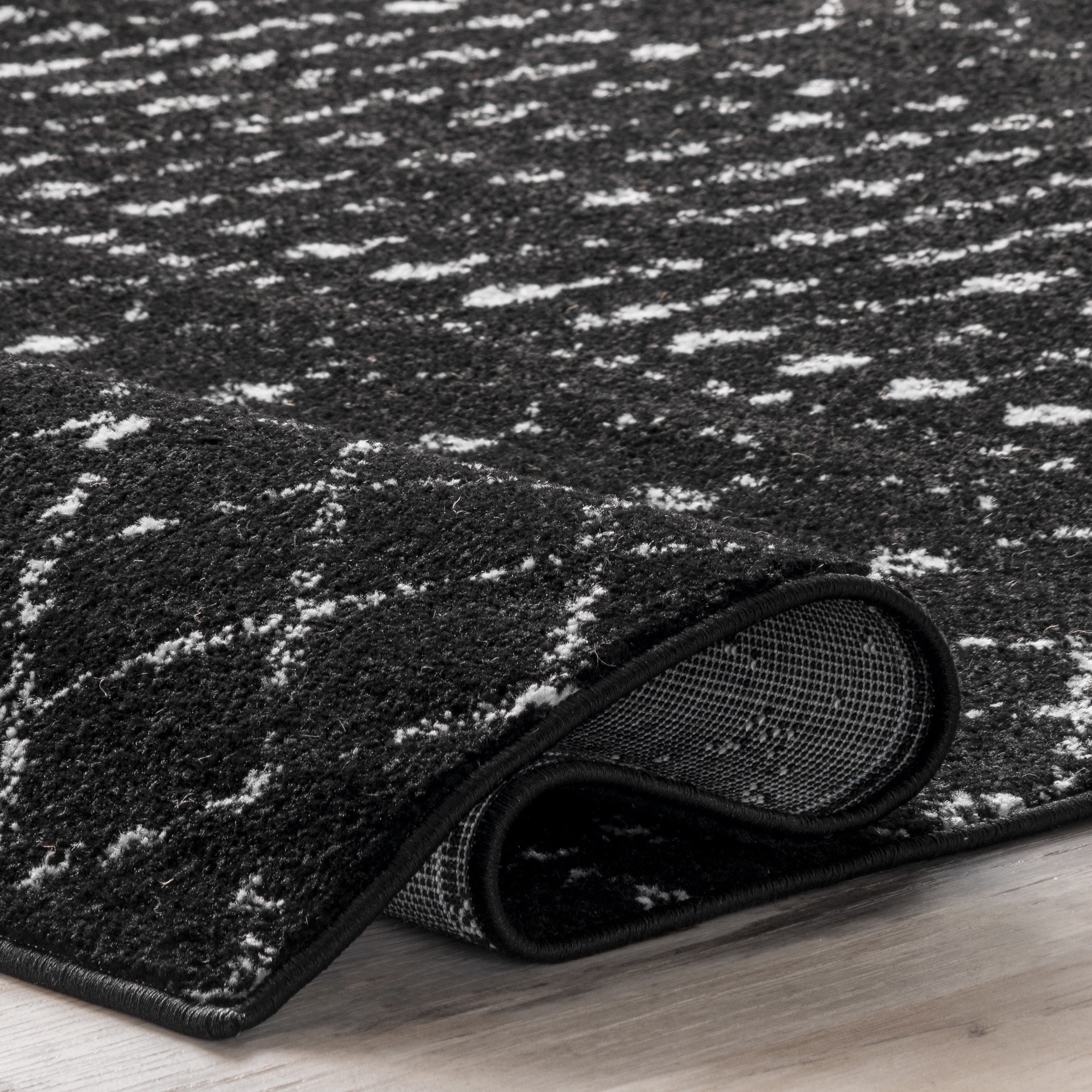 nuLOOM Moroccan Blythe Black and White 6' 7" x 9' Transitional Area Rug