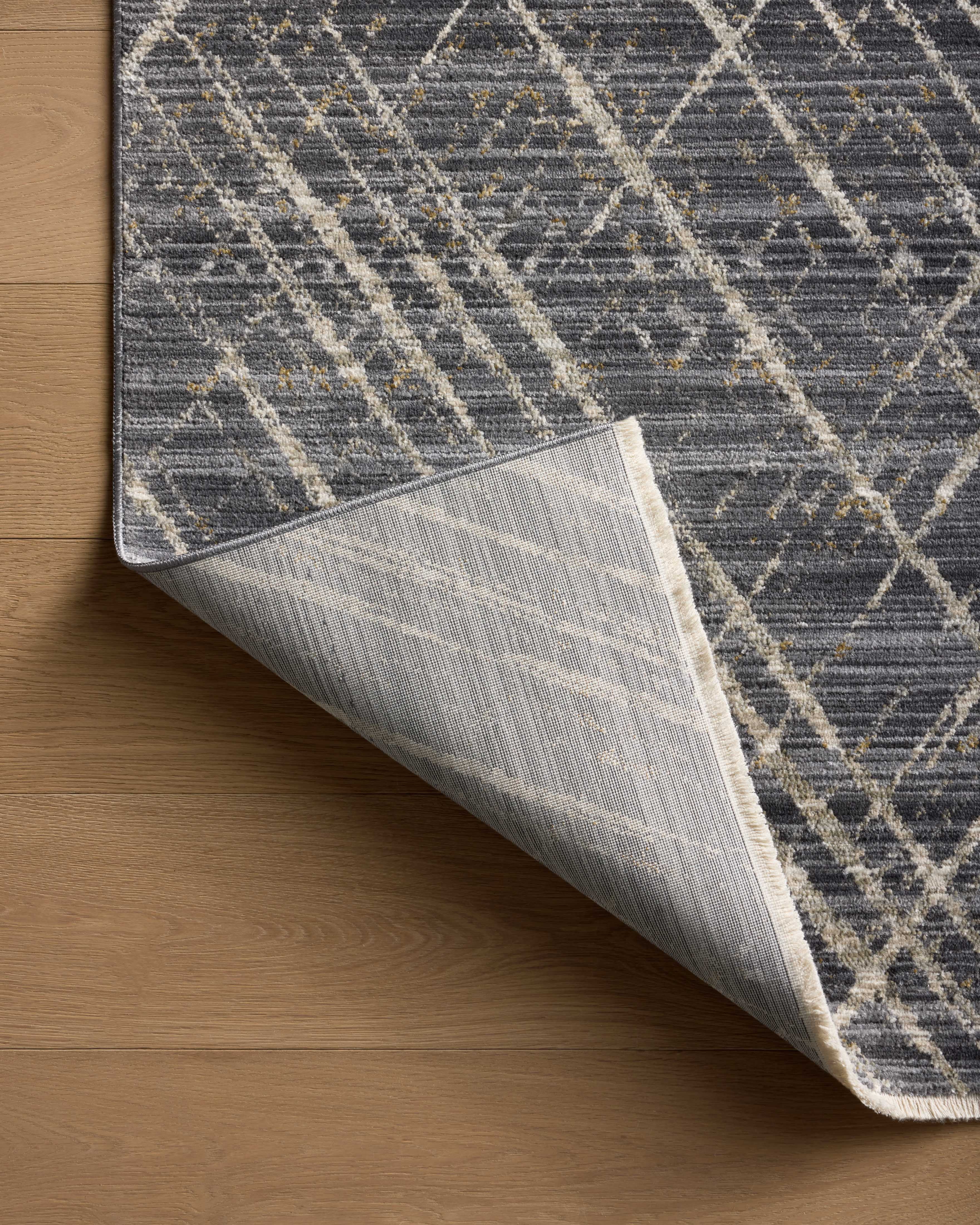 Loloi Wade Midnight / Beige 5'-3" x 7'-9" Area Rug