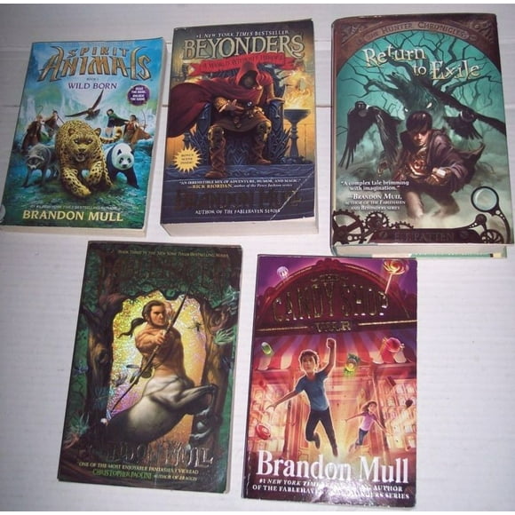 A World Without Heroes (Book #1 of Beyonders) By Brandon Mull