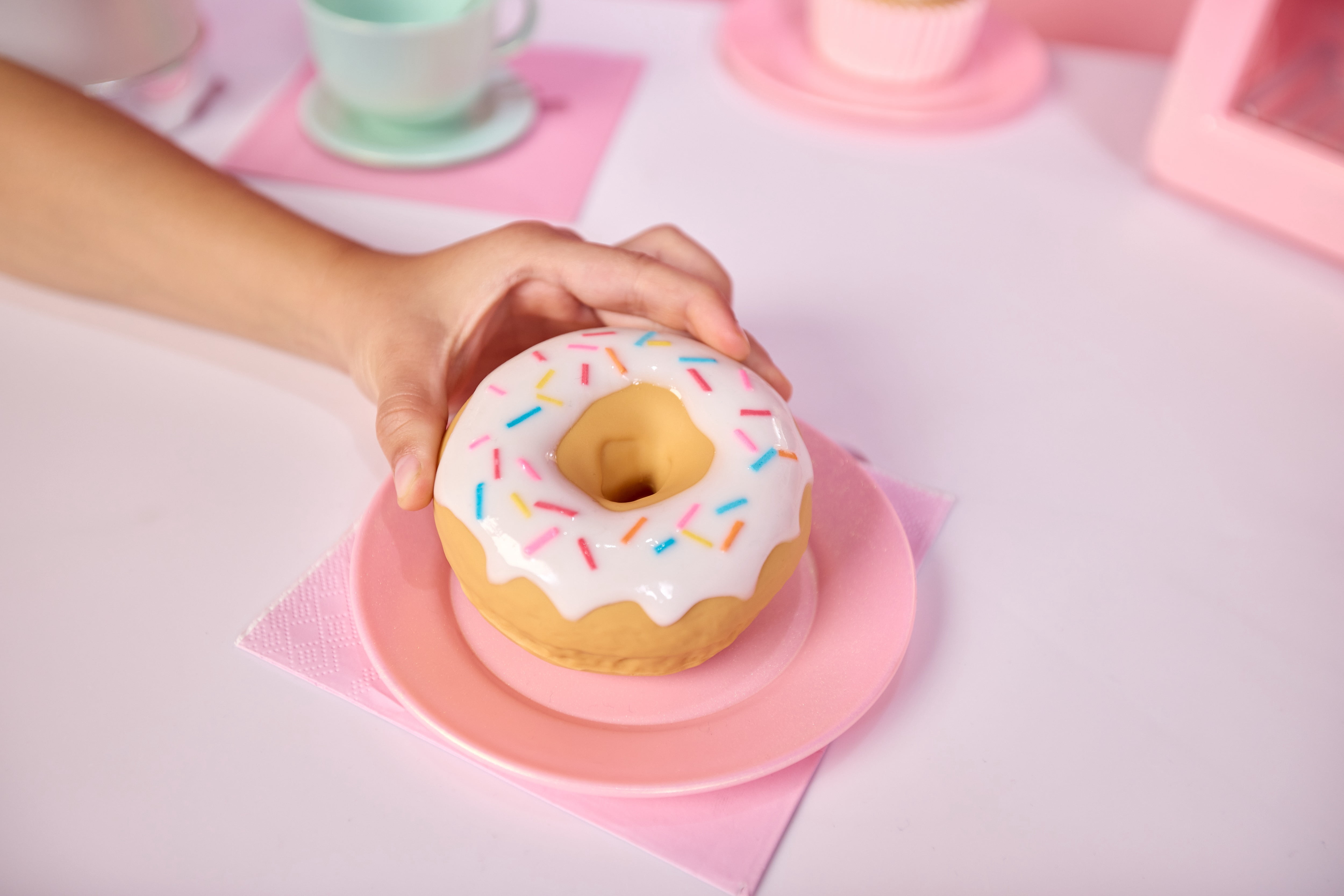 Little Tikes Sweet Spaces Playful Plates – Donuts, Play Kitchen Food, Ages 3+