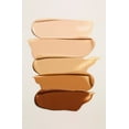 thumbnail image 3 of Clé de Peau Beauté Radiant Cream Foundation SPF 25, 3 of 5