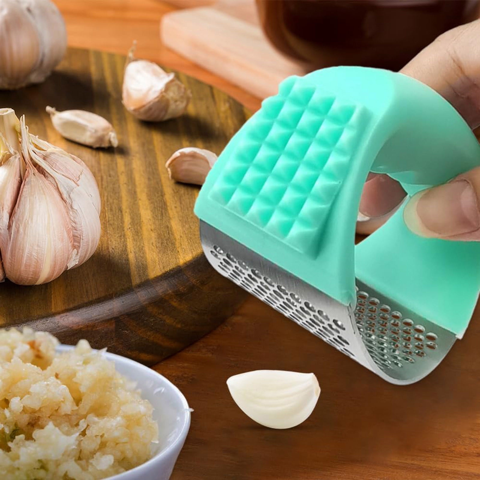 Tuphregyow 2024 Upgraded Stainless Steel Garlic Presser with Rocker and Peeler - Easy-to-Use Kitchen Tool for Mincing and Crushing Garlic, Dishwasher Safe Green