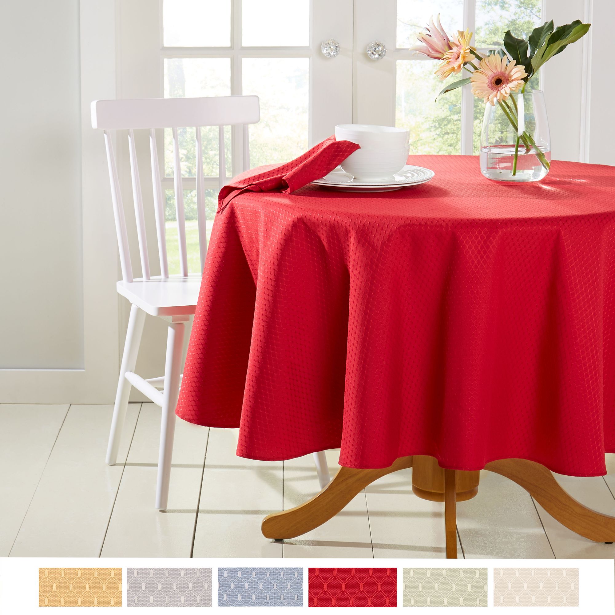Town & Country Living McKenna Tablecloth