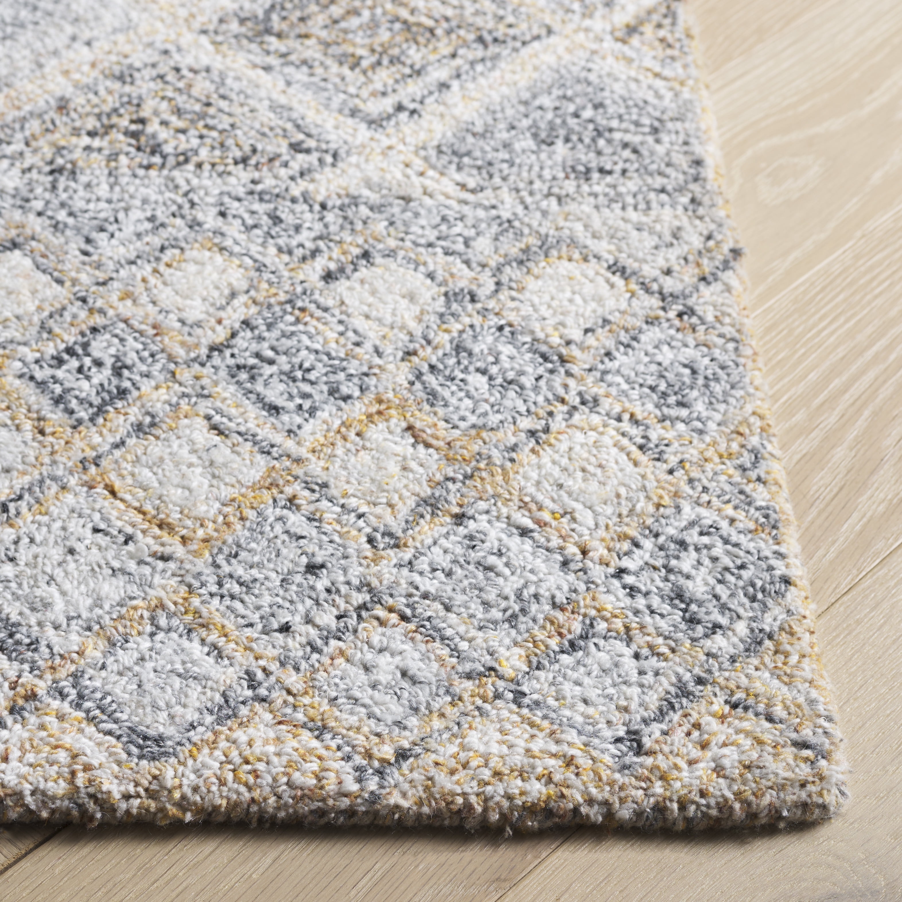 SAFAVIEH Renewal Linnaea Geometric Runner Rug, Beige/Gray, 2'3" x 8'