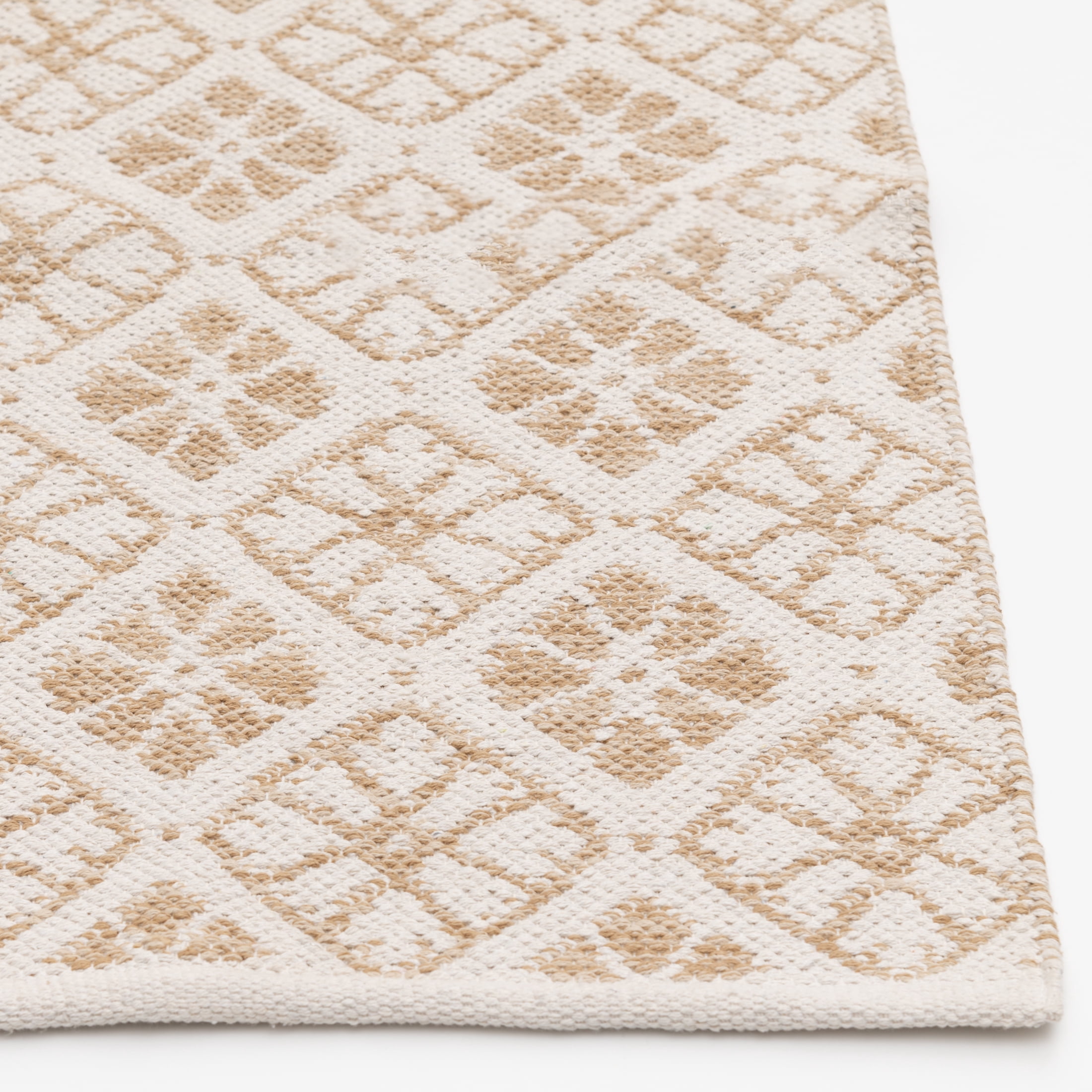 Mainstays by Becky G. & Alejandra Indoor Accent Rug, Beige Tile, 24" x 36"