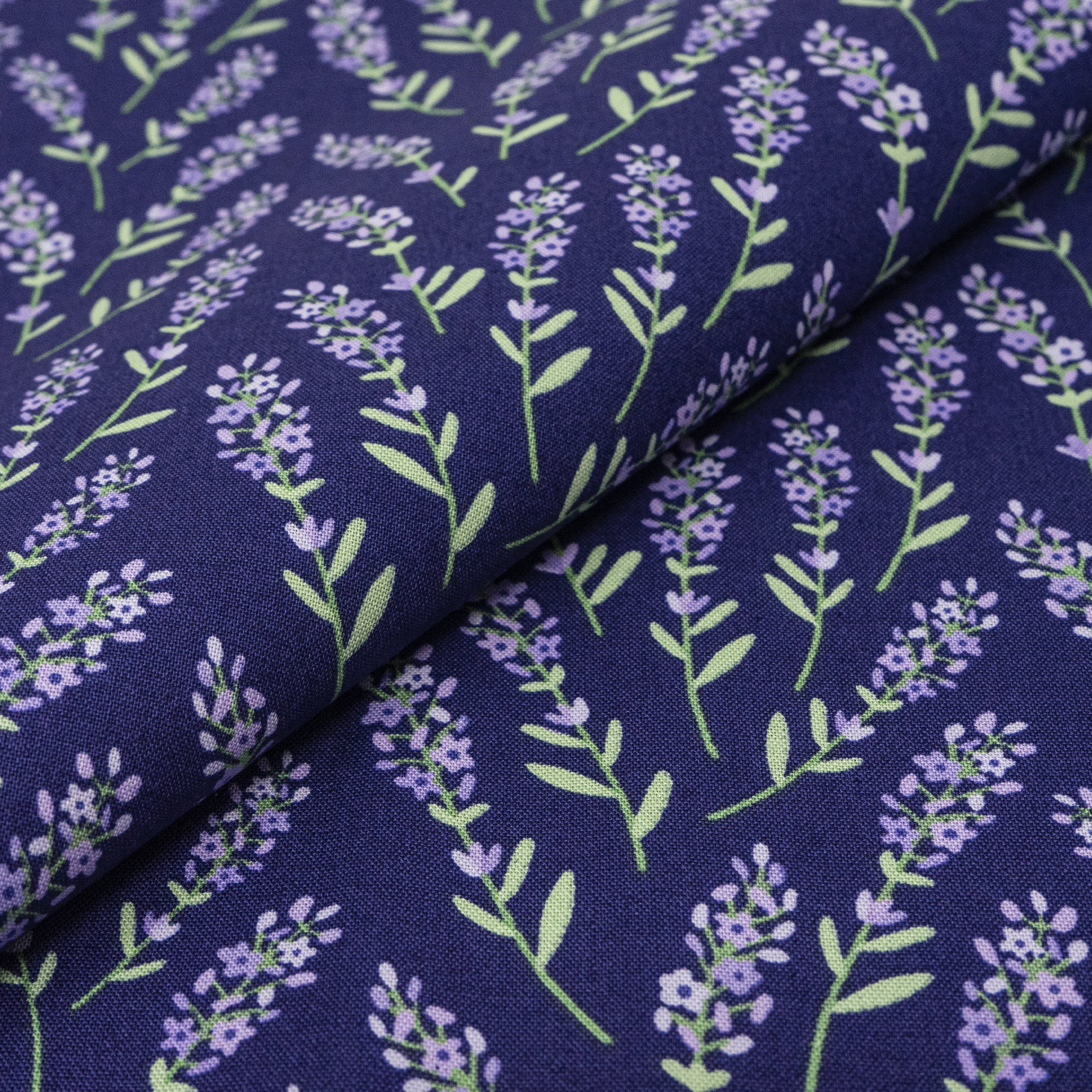 Singer Print Fabric, 100% Premium Cotton, Quilt Sewing, 44 inch, Lilac Sprig Purple, Cut by Yard
