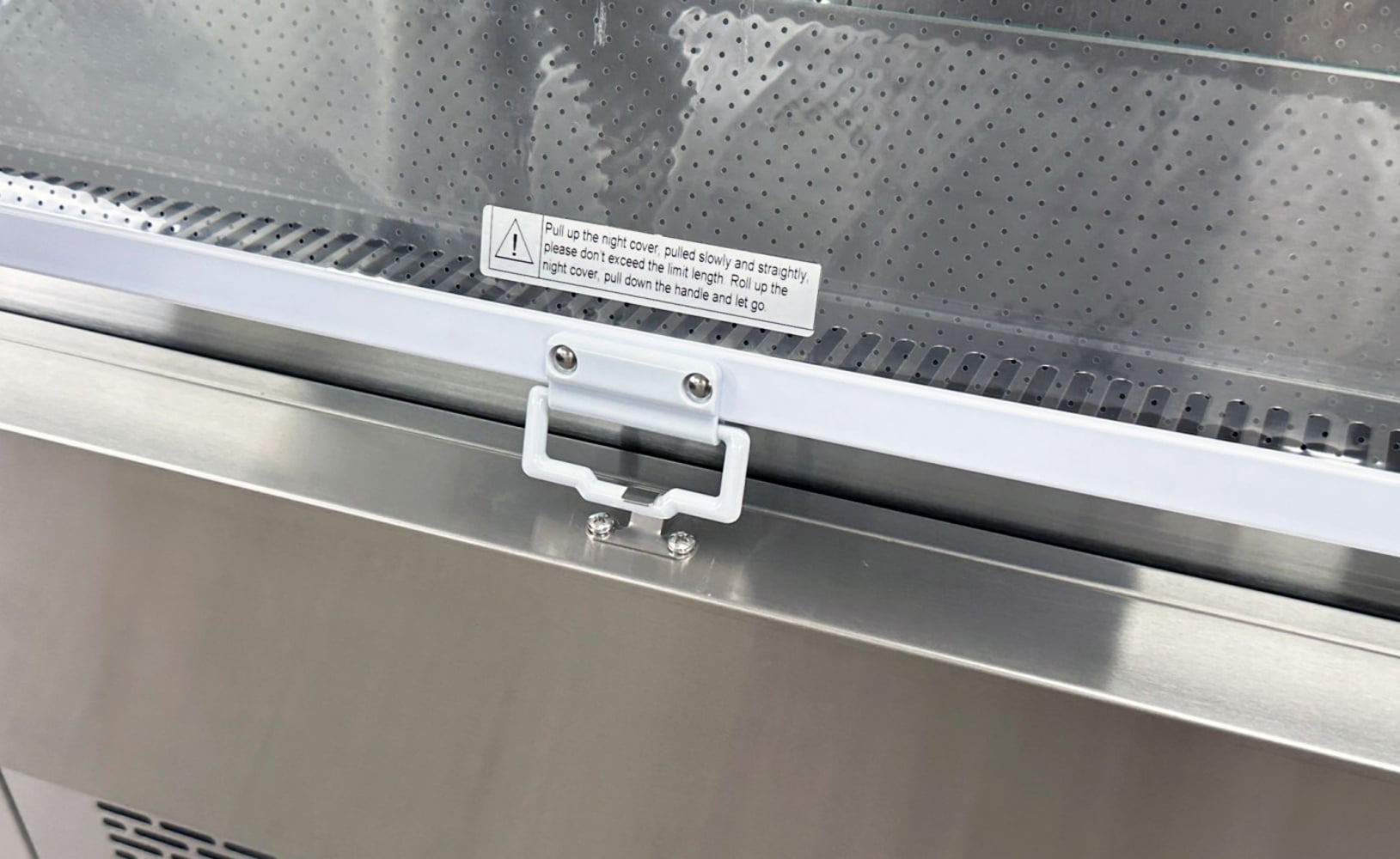 Cooler Depot  40" wide, 13.4 cu.ft Commercial Open Air Slope Merchandiser, ETL Certified.