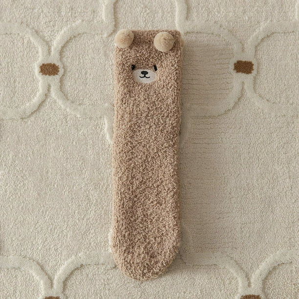 Calcetines de terciopelo coral de otoño e invierno para mujer, calcetines para dormir sin pelusa, calcetines de piso de oso de dibujos animados bordados de terciopelo medio cálido y grueso