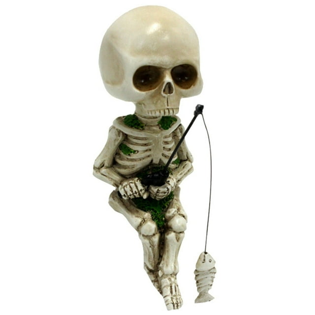 Ltdhehe Entrance Courtyard With Skeleton