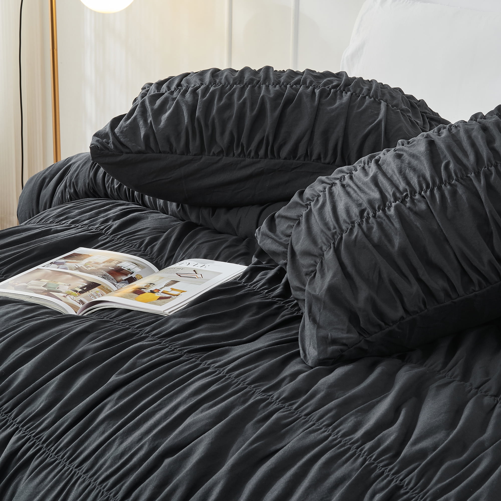 Bonlino Bedding Comforter Set Queen Bed - 3 Pieces Farmhouse Ruched Comforter Queen Size Bed Set Boho Shabby Chic Bedding for Bedroom, Fluffy Ruffle Comforter with 2 Pillow Shams (Black, Queen)