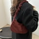 thumbnail image 5 of Bolso Casual de Mujer en Spandex para el Hombro 22x14x7.5cm con Correa Ajustable, Bolso de Mano o Mensajero, Negro Blanco Rojo Marrón Caqui, 1 Unidad, 5 of 6