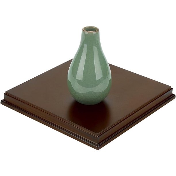 Base cuadrada de madera color marrón coco, 6,79 x 6,79 x 0,7 cm. Base de madera MDF con borde moldurado, ideal para exhibir gemas y joyas.