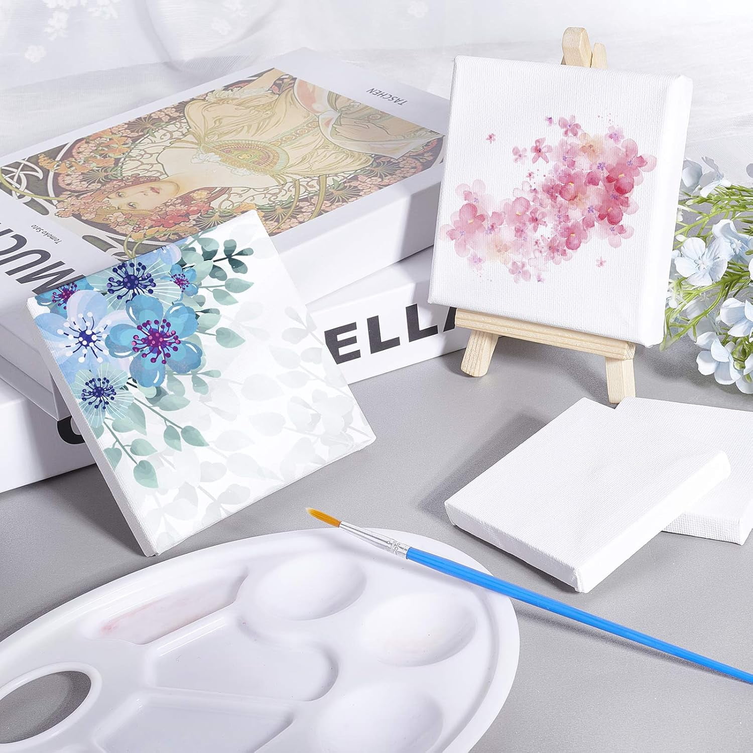 Mini Canvas Paint Set Supplies 12 Pcs Mini Canvas with Easel and 6 Pcs Art Brushes Pen for Painting Craft Drawing 10.5x11.5x1.6cm DIY Making