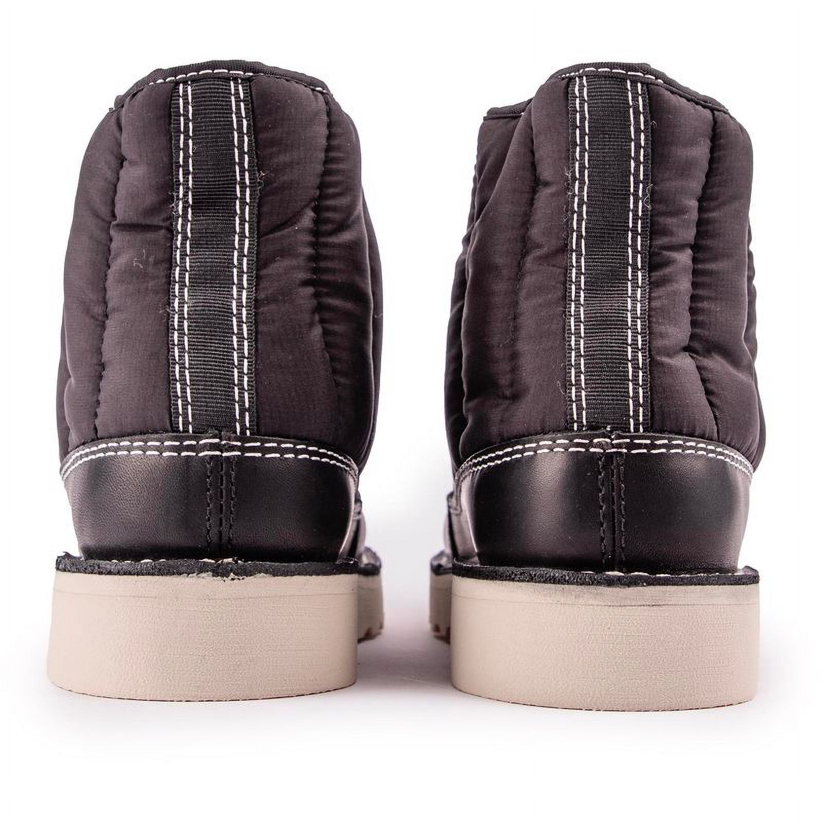 Good News Roopa Quilted Boots Men\'s Size 9 Black White Puffer Aspen Insulated Puffer Boots with Pom Pom Detail – Sparkl  main image 4