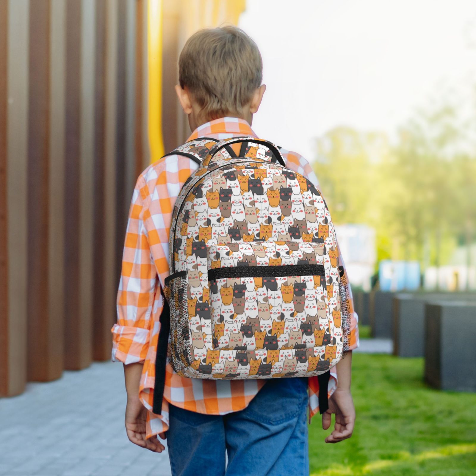 Xecao Cute Cats Travel Backpack: A spacious, stylish computer backpack ideal for men and women, perfect for college, school, or daily travels