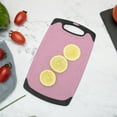 thumbnail image 2 of GPED Juego de 3 Tablas de Cortar de Plástico, Tablas de Cortar Duraderas para Cocina con Mangos Antideslizantes y Ranura para Jugos, Ideal para Picar Carne, Vegetales y Frutas, Rosa, Azul, Verde, 2 of 7