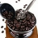thumbnail image 3 of Molinillo de café manual retro de madera marrón con manivela portátil, diseño antiguo, para café expreso, granos de café, acero inoxidable., 3 of 5