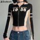 thumbnail image 3 of Camiseta de manga larga de punto con costuras contrastantes para mujer, estilo coreano, estilo gótico, con cuello alto y estampado de letras, color negro, 3 of 6