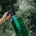 thumbnail image 2 of Xihbxyly Botella Rociadora para Lavado de Autos, Diseño Transparente y Grueso, Boquilla Ajustable, Tanque de Gran Capacidad de 2 L, Multiusos, Jardinería, Limpieza Del Hogar, Lavado de Autos, Mango E, 2 of 7