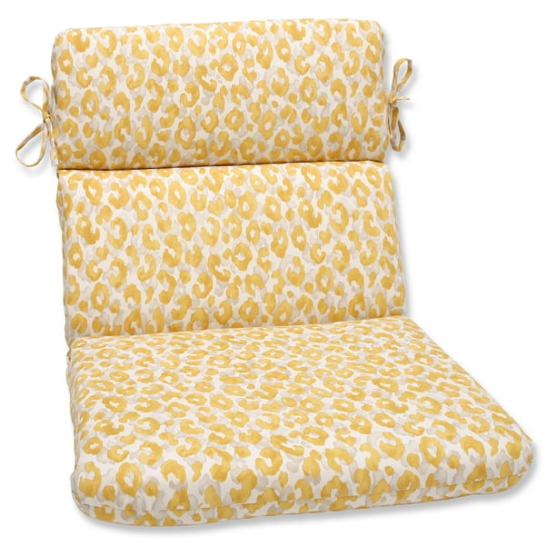 Pillow Perfect Outdoor/ Indoor Snow Leopard Sunburst Rounded Corners