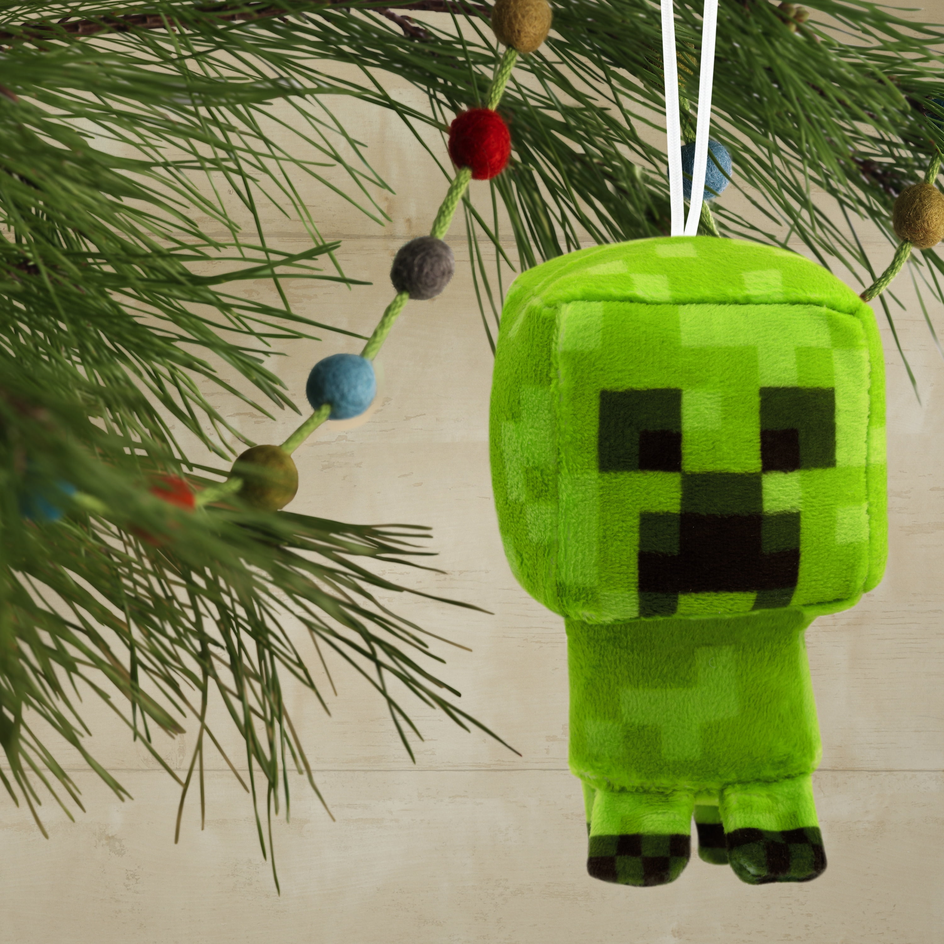 Hallmark Christmas Ornament (Minecraft Creeper, Plush Fabric), 1 Count