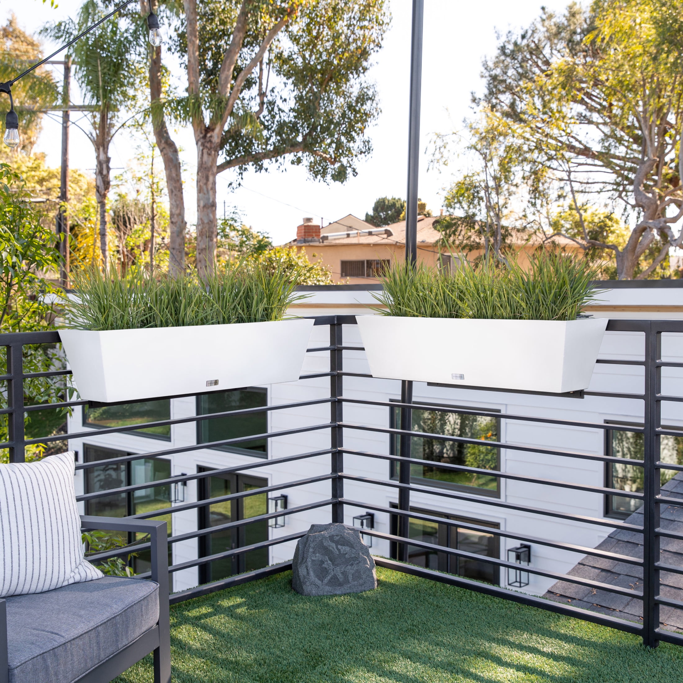 Veradek Pure Series Railing 36" Plastic Planter 2-Pack White