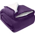 thumbnail image 1 of Couverture en Sherpa Taille Simple Prune 480GSM Couverture en Peluche Réversible pour Lit et Canapé, 1 of 7