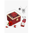 thumbnail image 1 of Rosas Eternas Giratorio Con Caja Collar Color Rojo, 1 of 4