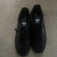 thumbnail image 2 of Adi - das Low Top Lace Up Shoes Black w/ Red Lining Men's U.S. 10.5 PCI 789002, 2 of 6