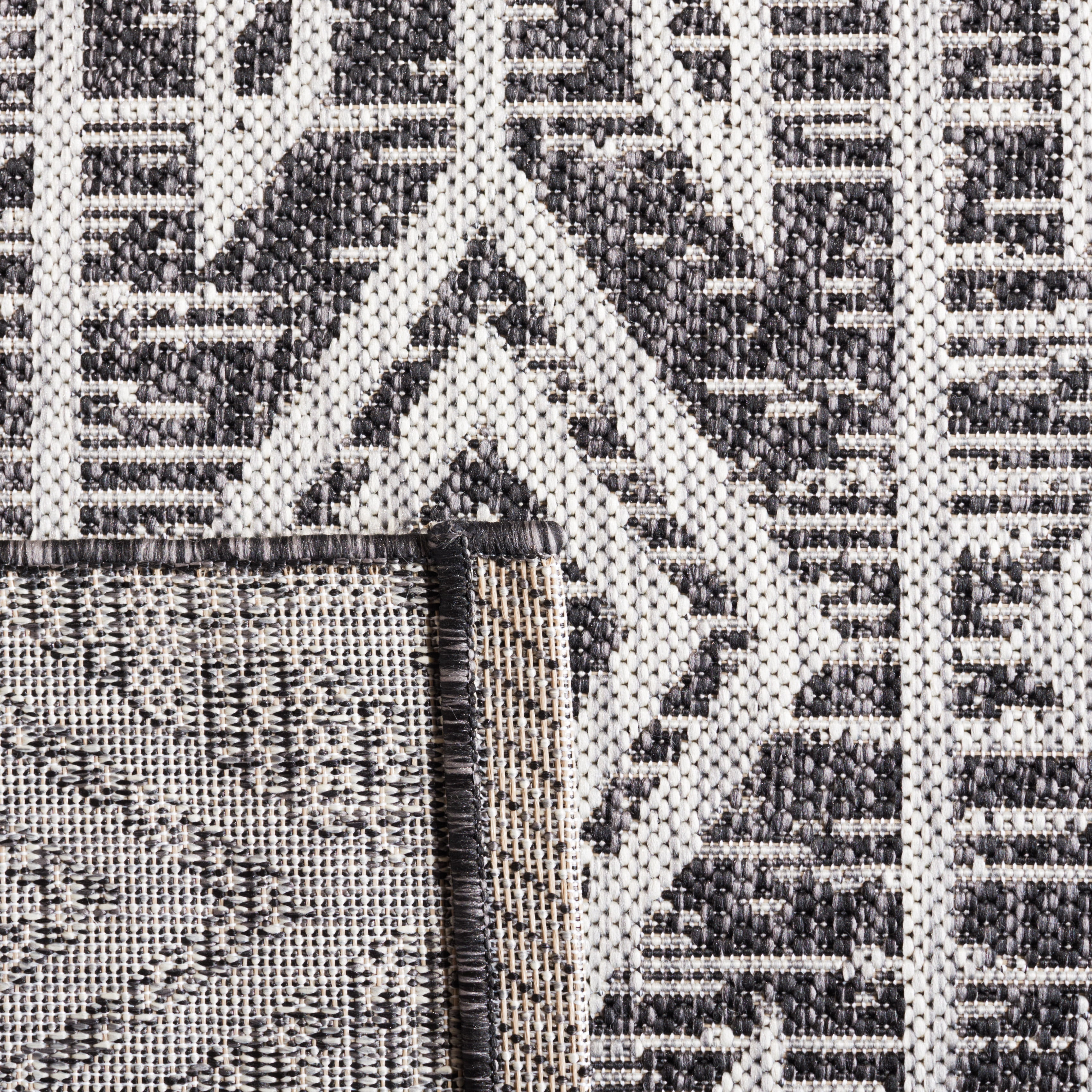 SAFAVIEH Courtyard Beckah Geometric Indoor/Outdoor Area Rug, Black/Grey, 6'7" x 9'6"