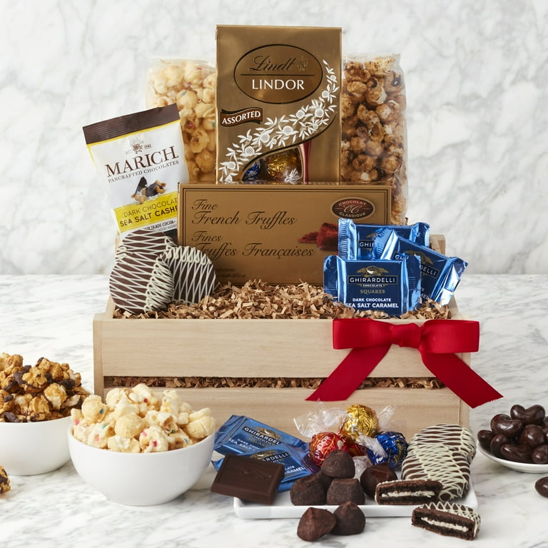 Hickory Farms Sweet Snacks Gift Crate, 9 pieces | A Great