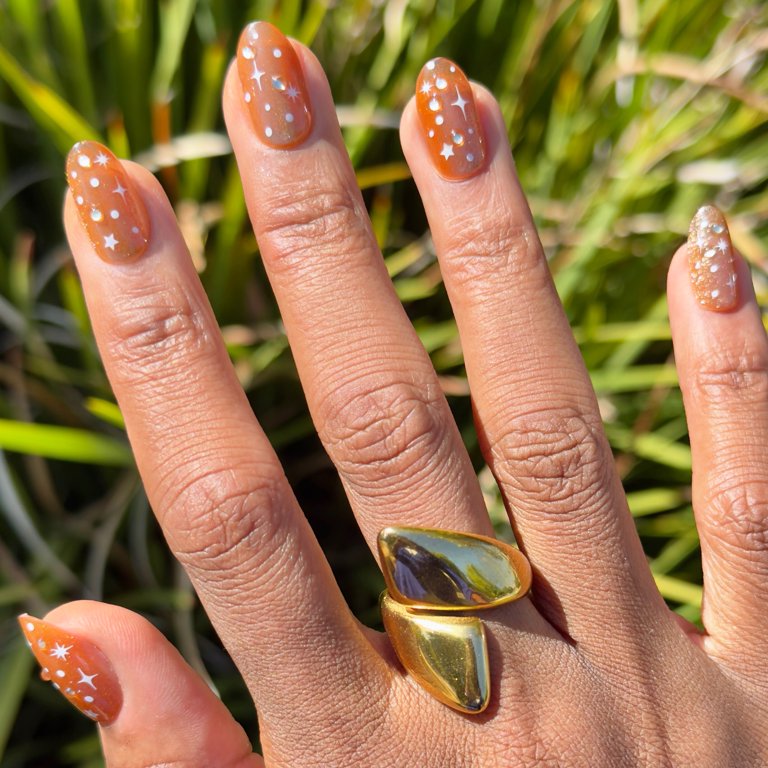 Olive & June + Fazit Instant Mani Maximalist Medium Oval Press-on