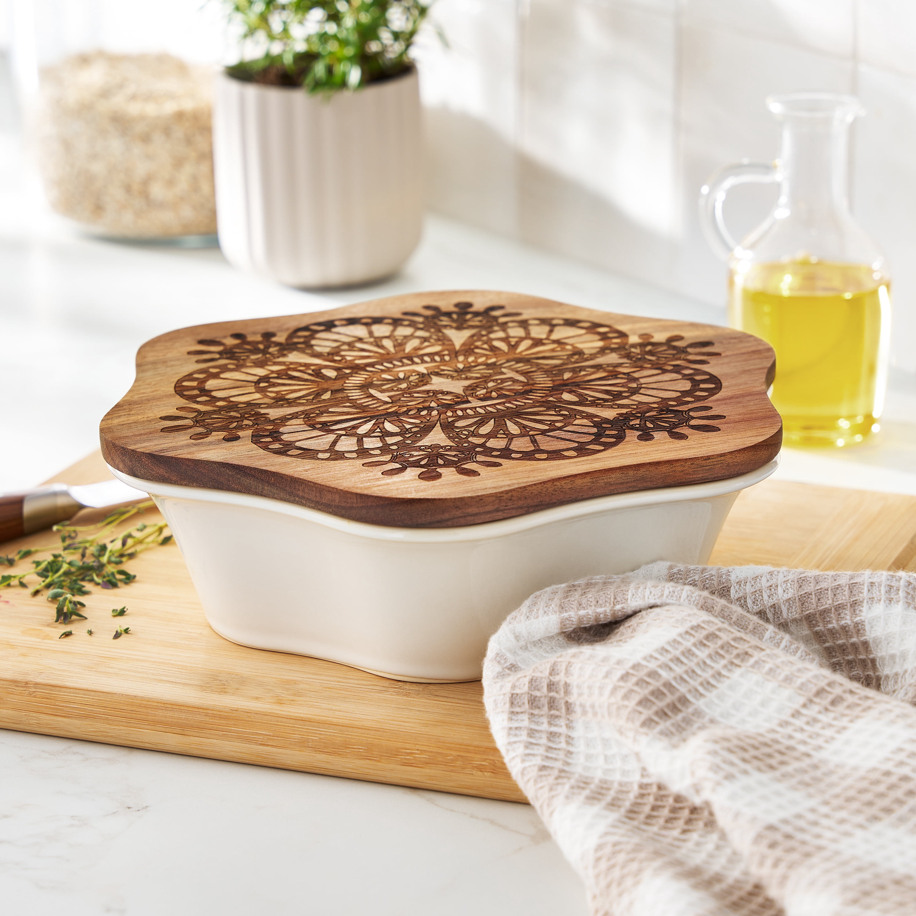 The Pioneer Woman 9-Inch Snowflake Stoneware Baker with Wood Lid, White