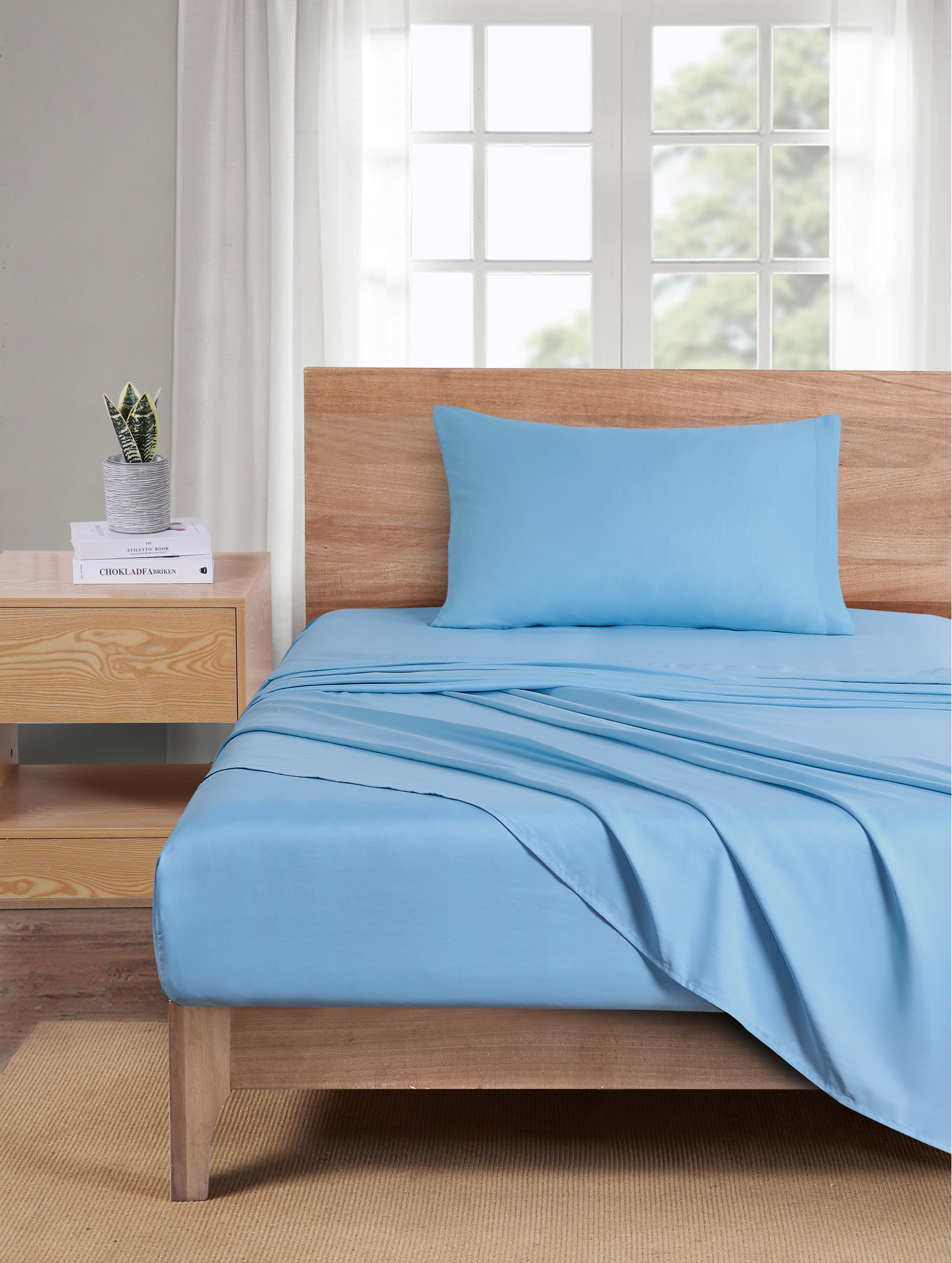 Mainstays Basic Value Microfiber Bed Sheet Set, Light Blue, Twin, 3-Piece