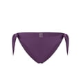 thumbnail image 1 of Traje de baño de mujer tipo bikini con pantalones cortos., 1 of 2