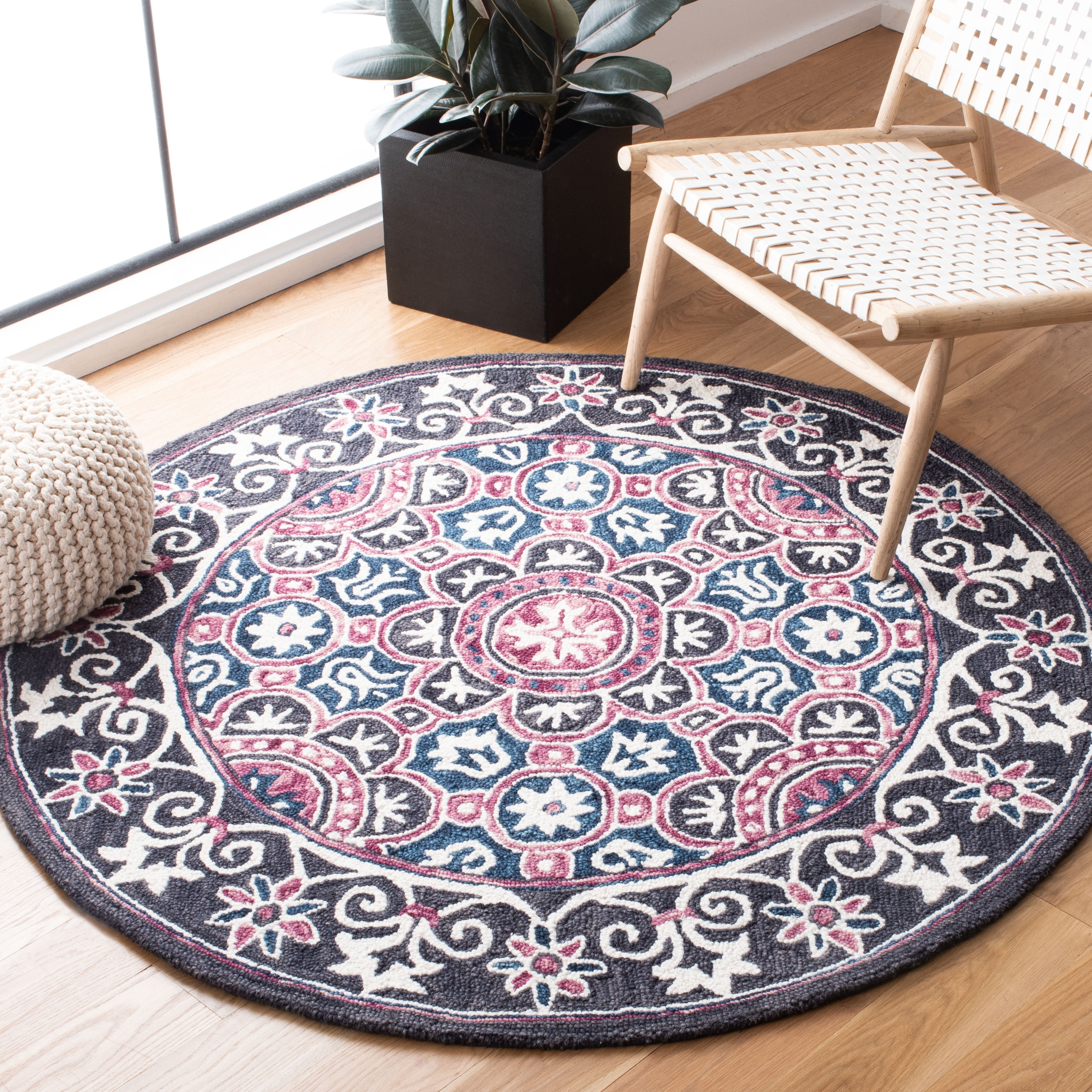 SAFAVIEH Micro-Loop Omar Medallion Area Rug, Ivory/Pink, 5' x 5' Round