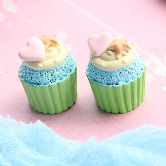 Llavero con calcomanías para refrigerador de cupcakes de resina de gran tamaño con comida para jugar, accesorios para hacer tú mismo, mini adornos de cocina
