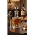 thumbnail image 4 of Decantador de whisky Ravenscroft con hoja biselada soplada a mano, 1 litro, 4 of 9