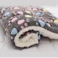 thumbnail image 2 of High-quality Cosy Calming Pet Blanket, 2 of 4