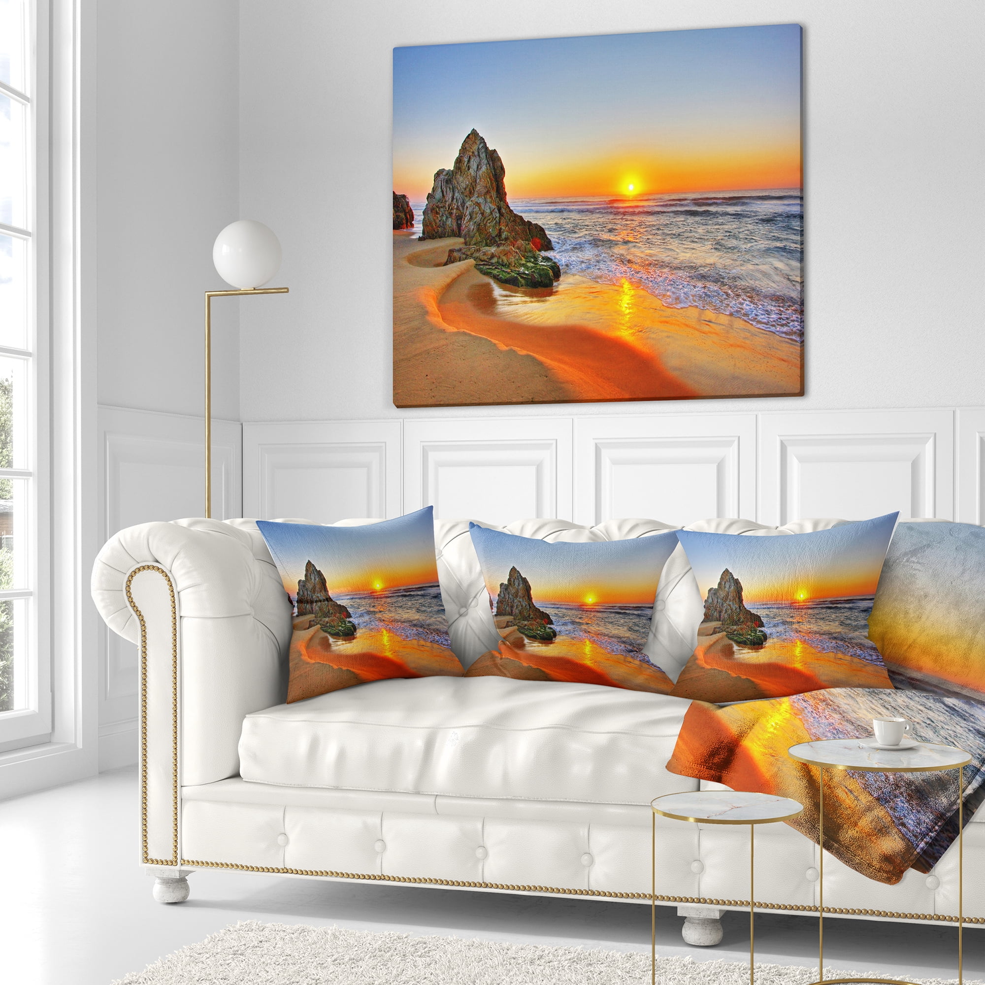 Designart Beautiful Sunrise by Beach in Tathra - Seashore Throw Pillow - 16x16