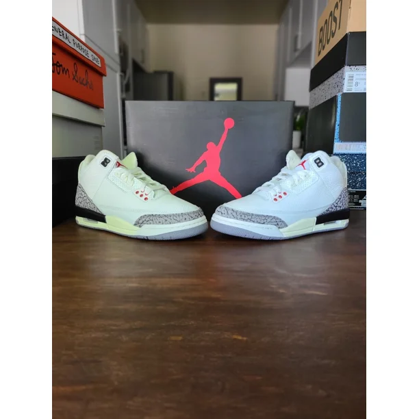 Ni - ke Ni - ke Air Jordan 3 Retro White Cement Reimagined GS DM0967-100 Size 7Y 8.5W
