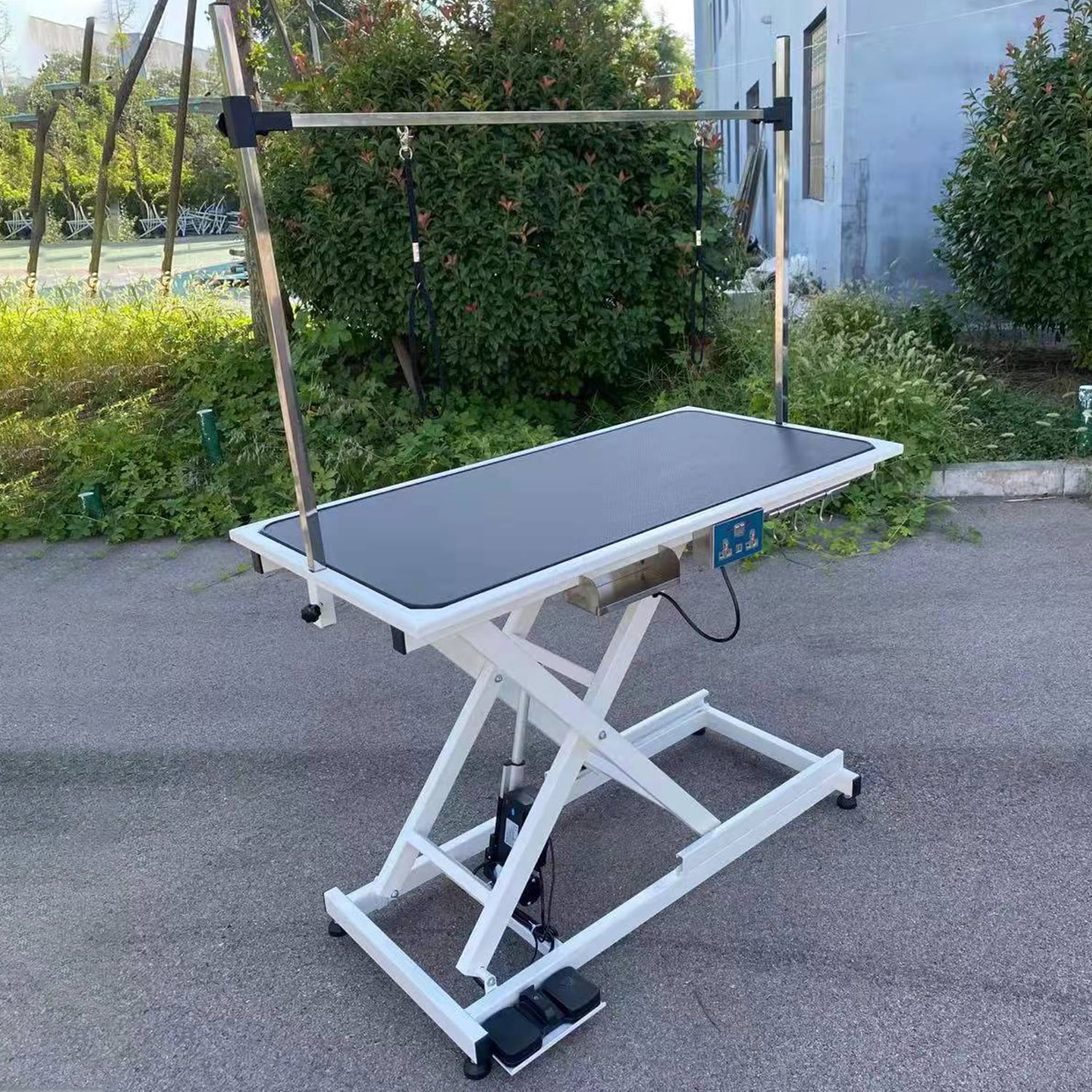 Pefilos 50" Heavy Duty Electric Lifting Pet Dog Grooming Table for Large Dogs with Powerful Motor, Height Adjust from 8" up to 36'', White Pefilos 50" Heavy Duty Electric Lifting Pet Dog Grooming Table for Large Dogs with Powerful Motor, Height Adjust from 8" up to 36'', White