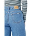 thumbnail image 2 of Levi Strauss Signature.™ Women’s Heritage High-Rise Wide Leg Jeans, 2 of 5