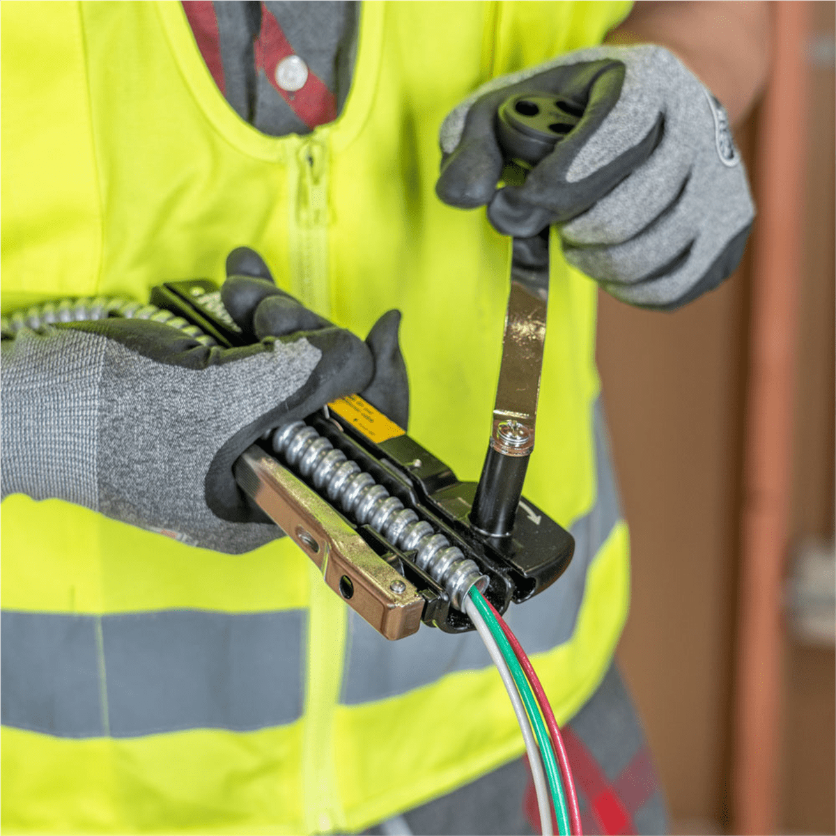 Klein Tools Armored and BX Cable Cutter